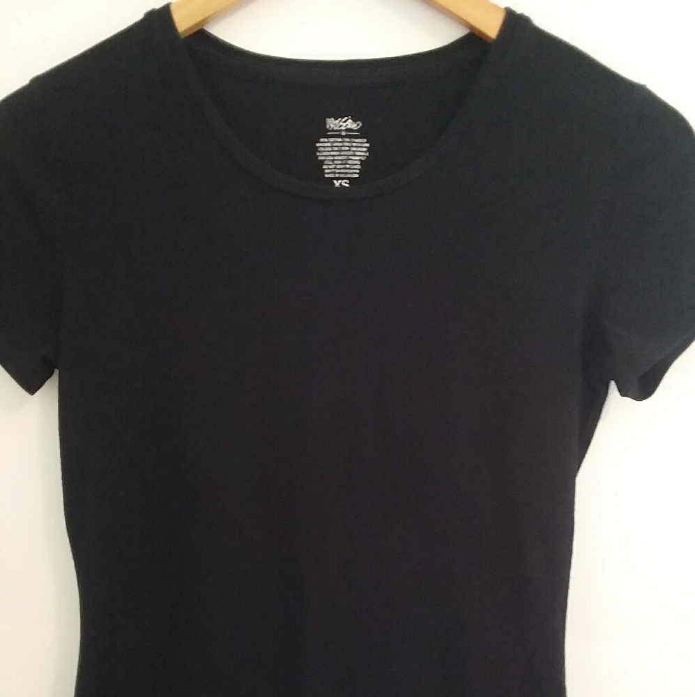 Mossimo Size XS short sleeve tee